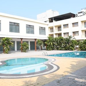 Pushpak Resort